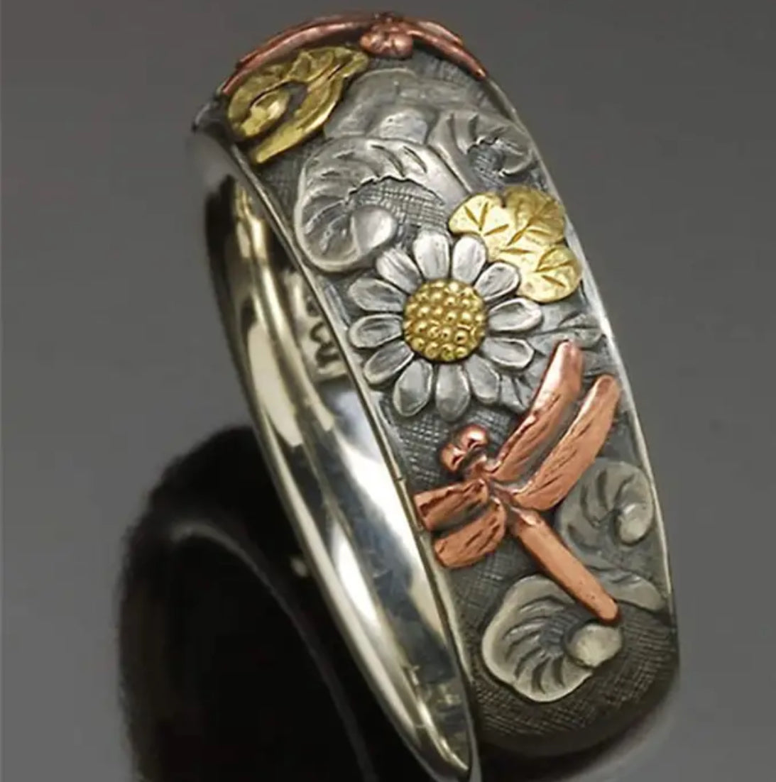 Dragonfly Ring