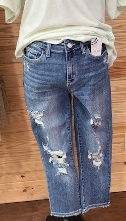 Judy Blue Destroyed Mid-Rise Capri