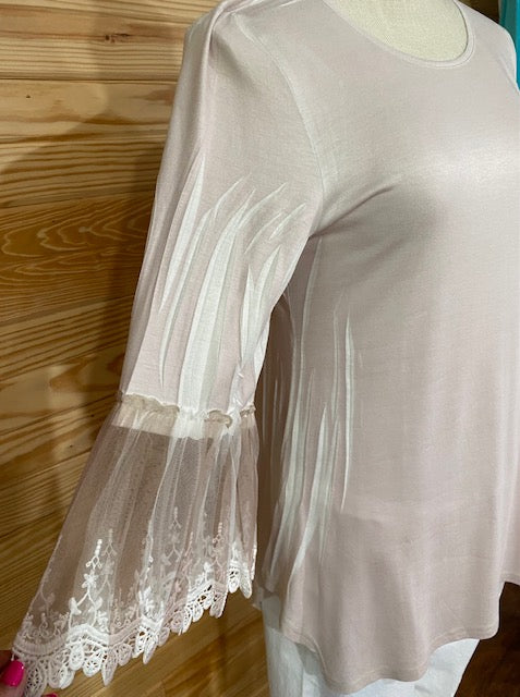 TOP/TUNIC WITH LACE TRIMMING ON SLEEVES